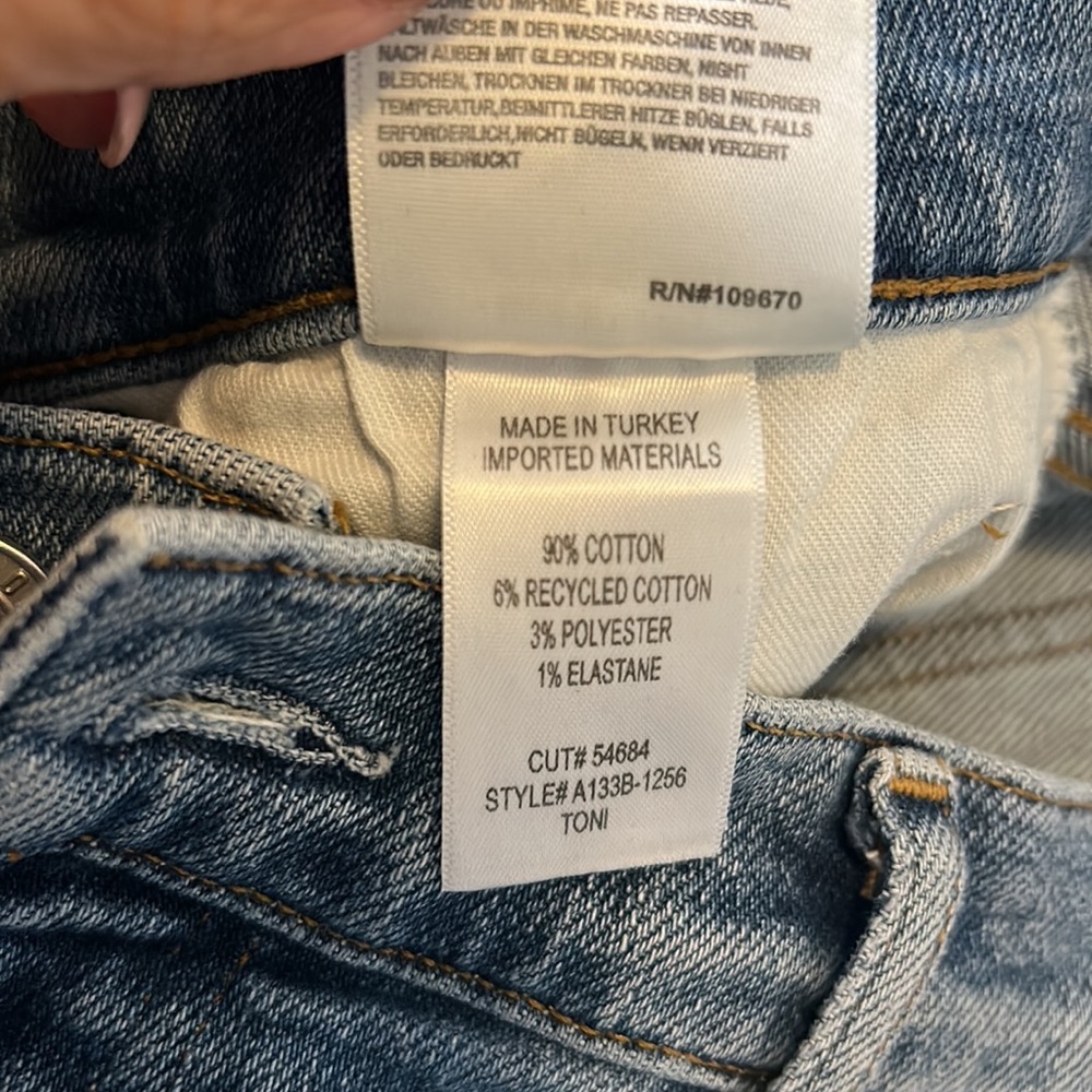 Agolde Toni Mid Rise Straight Jeans - Picture 9 of 9